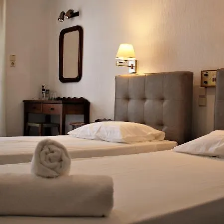 Отель Artemis Santorini 3*